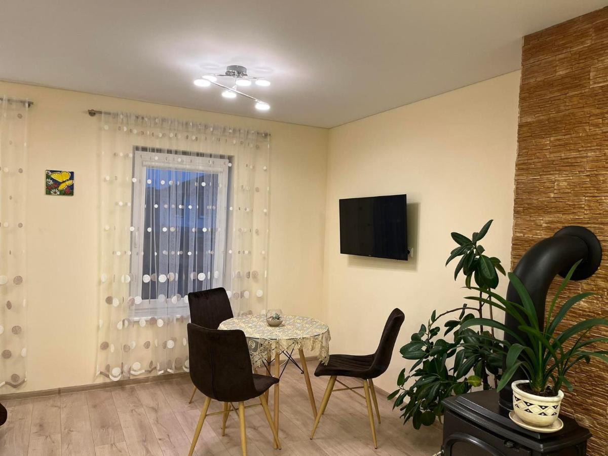 Liux Apartamentai Kaunas Exterior photo