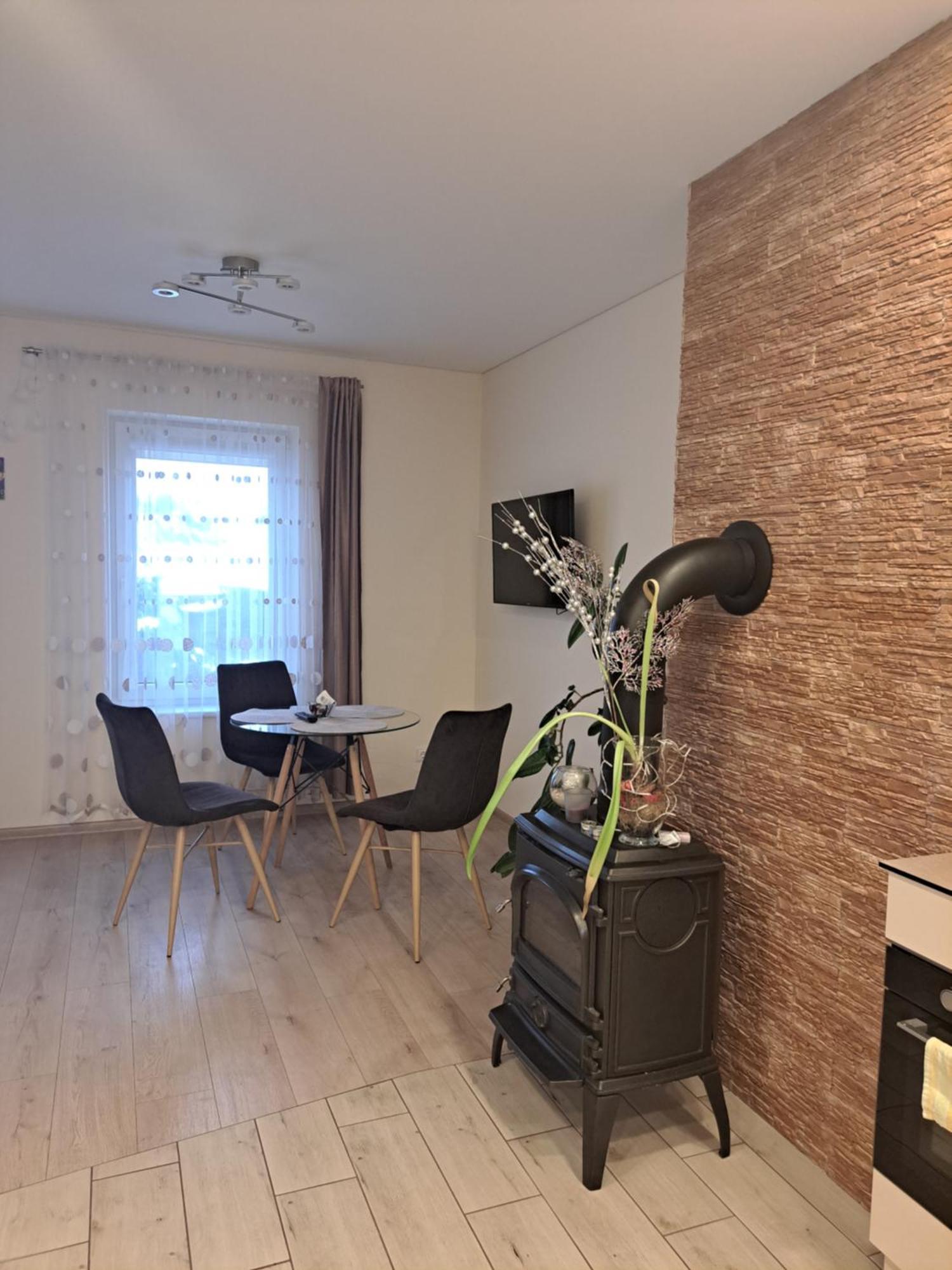 Liux Apartamentai Kaunas Exterior photo